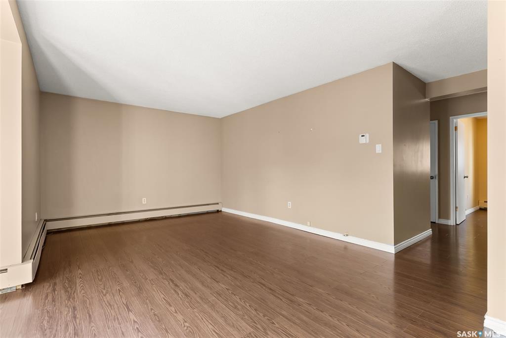 Fifth View of 1953 Garnet Street #6, Cathedral RG, Regina, Saskatchewan, S4T 2Z5