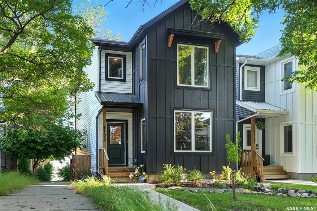 Third View of 1124 9th Street E, Varsity View, Saskatoon, Saskatchewan, S7H 0N4