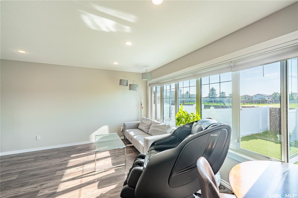 Fifth View of 4000 Sandhill Crescent #303, The Creeks, Regina, Saskatchewan, S4V 3N4