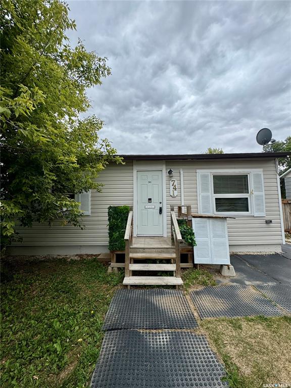 Second View of 741 Rae Street, Washington Park, Regina, Saskatchewan, S4T 2B1