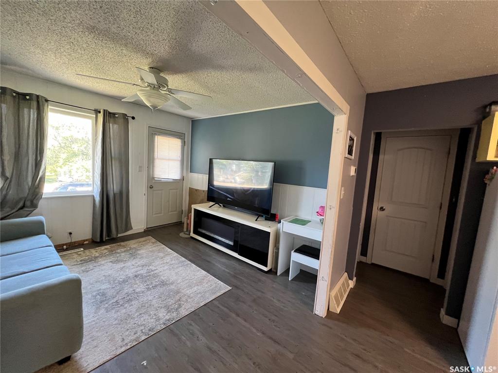 Fourth View of 1005 Herbert Avenue, Herbert, Saskatchewan, S0H 2A0
