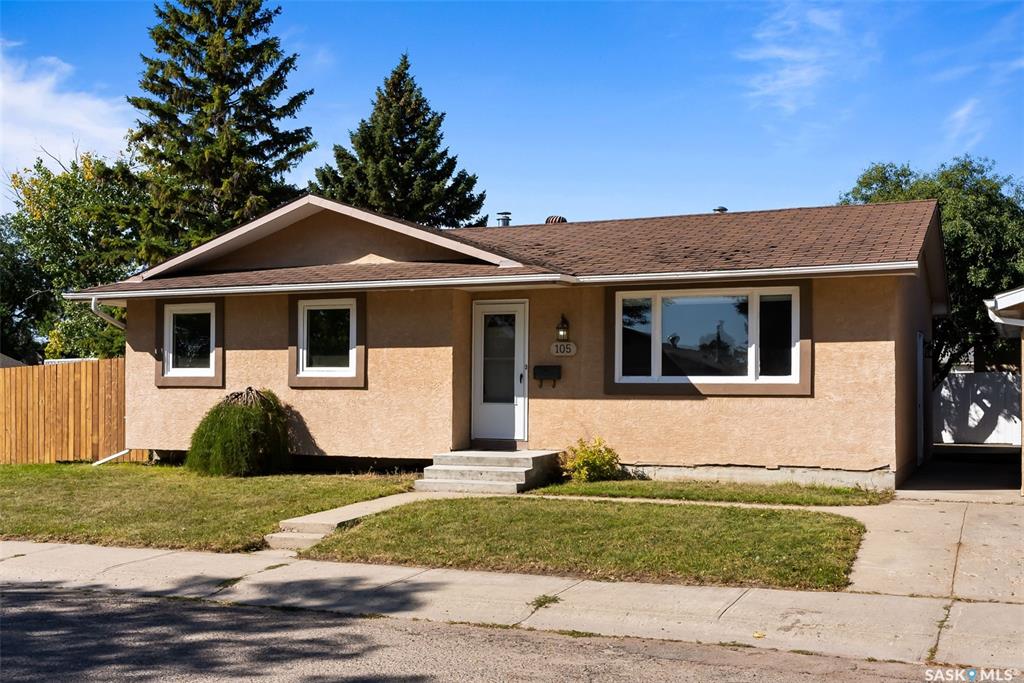 Second View of 105 Borlase Crescent, Glencairn, Regina, Saskatchewan, S4N 4G8
