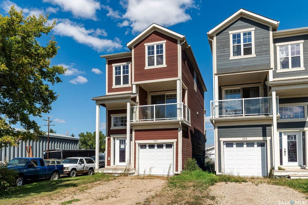 707 Railway Avenue, SK016537, Saskatchewan,