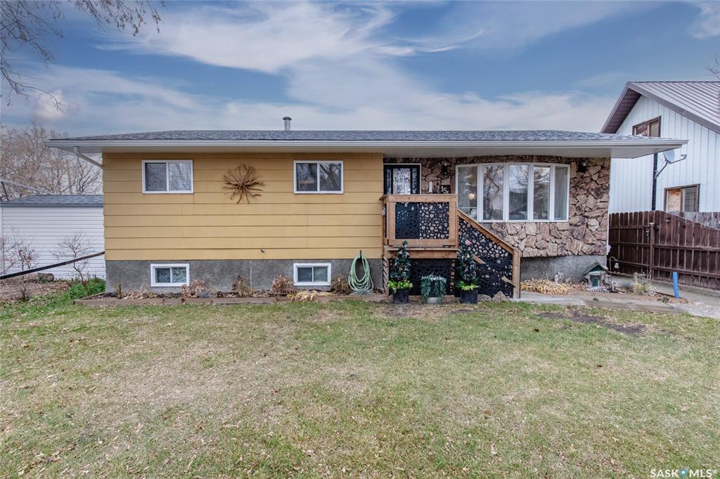MLS® listing #SK016859 for sale located at 154 Coteau Street W