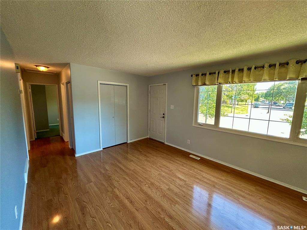 Fifth View of 1017 Matheson Drive, Massey Place, Saskatoon, Saskatchewan, S7K 3Y9