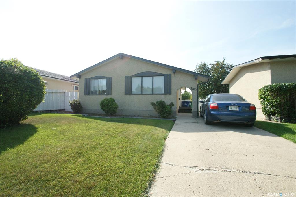 3209 33rd Street W, SK017000, Saskatchewan,