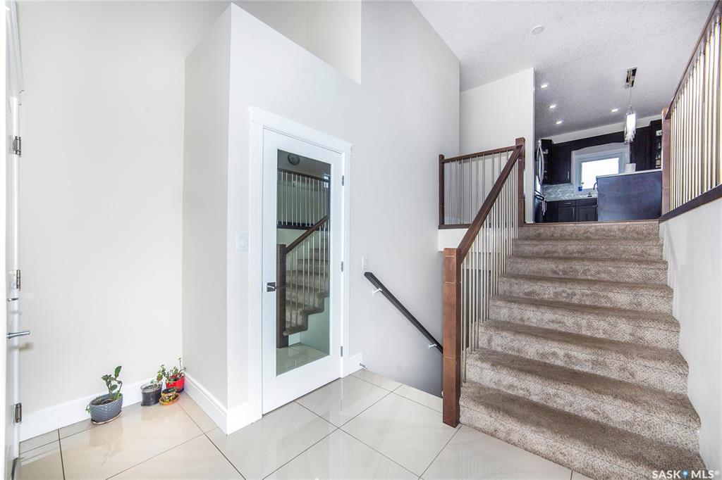 Fifth View of 211 Settler Crescent, Warman, Saskatchewan, S0K 4S2
