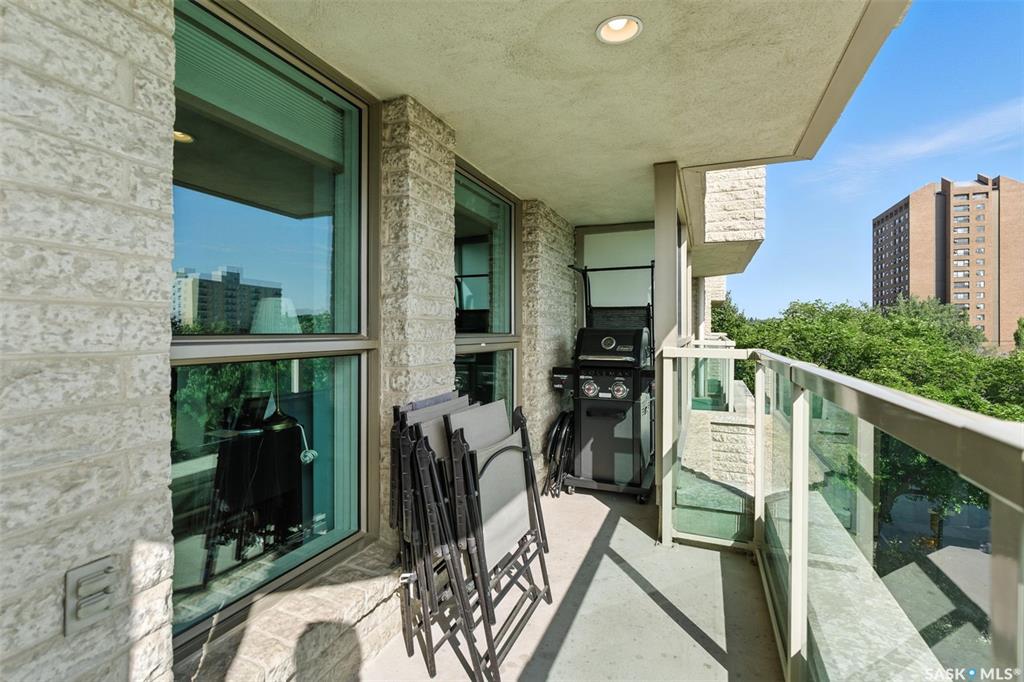Fourth View of 303 5th Avenue N #401, Central Business District, Saskatoon, Saskatchewan, S7K 2P6
