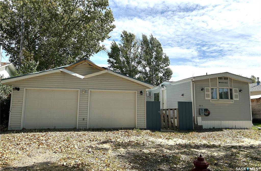 305 Eisenhower Street, SK017082, Saskatchewan,