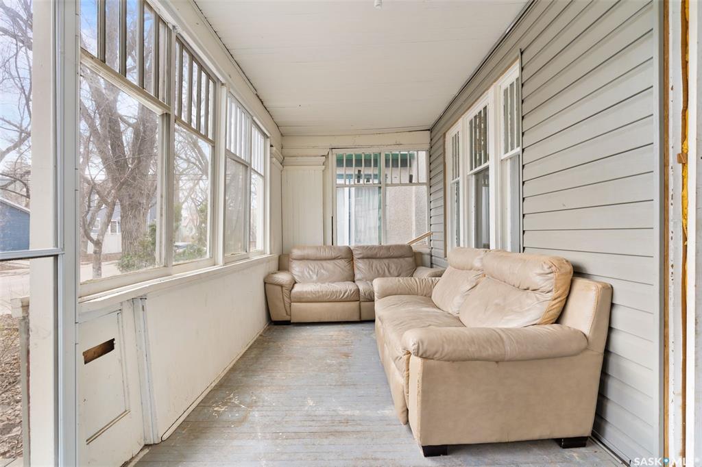 Second View of 1954 Garnet Street, Cathedral RG, Regina, Saskatchewan, S4T 2Z4