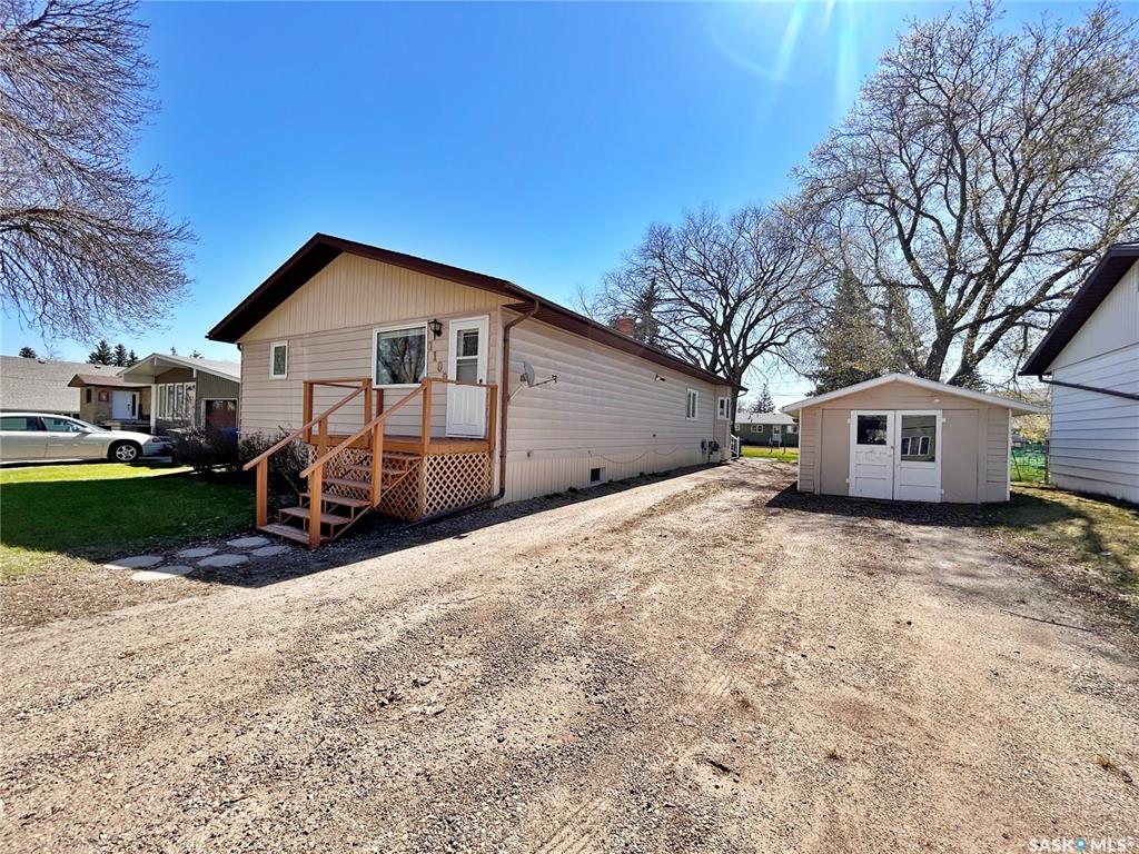 Second View of 1109 Main Street, Moosomin, Saskatchewan, S0G 3N0