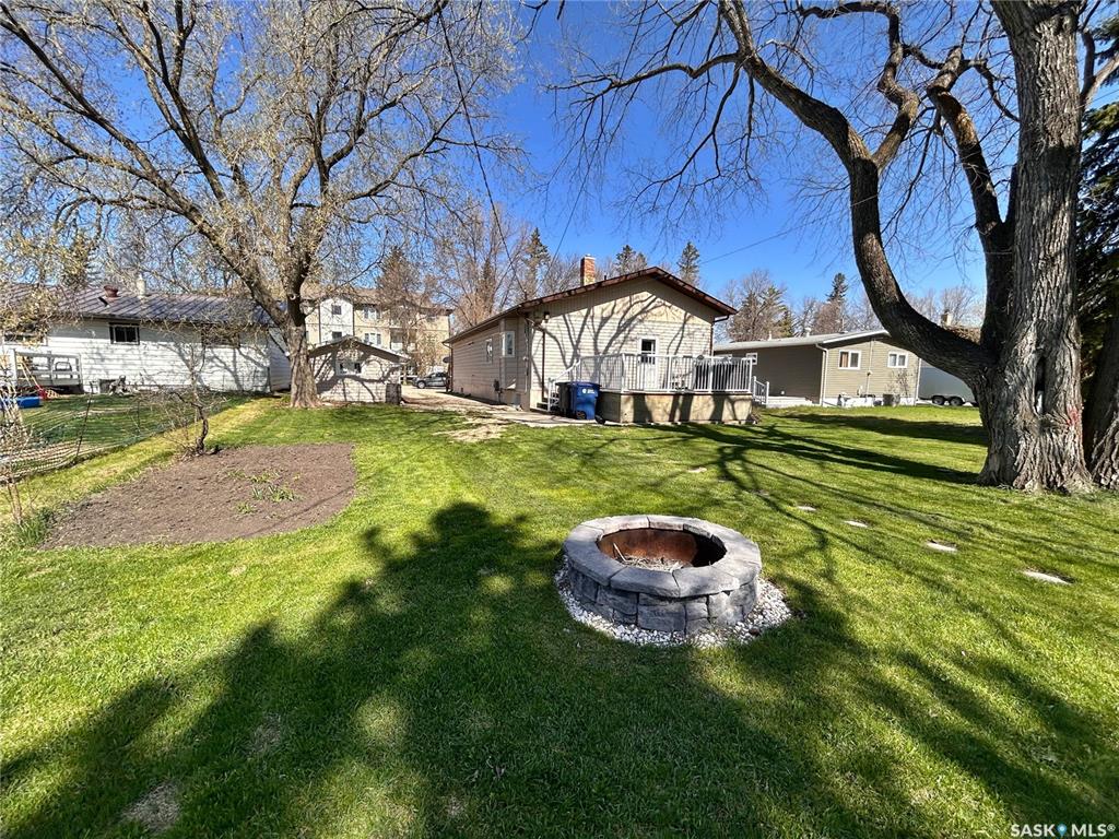Fourth View of 1109 Main Street, Moosomin, Saskatchewan, S0G 3N0