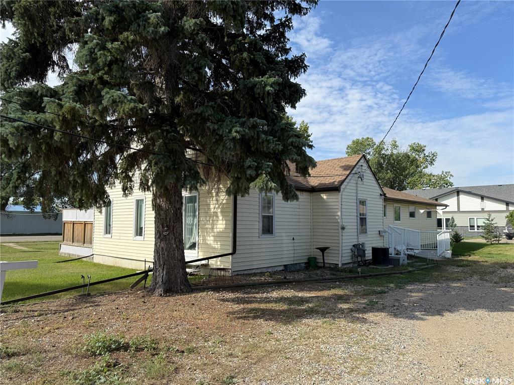 705 1st Avenue Nw, SK017209, Saskatchewan,