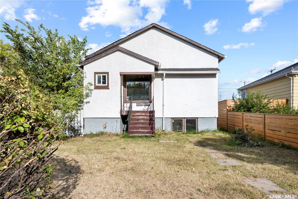 Second View of 1657 Garnet Street, Washington Park, Regina, Saskatchewan, S4T 2Z1