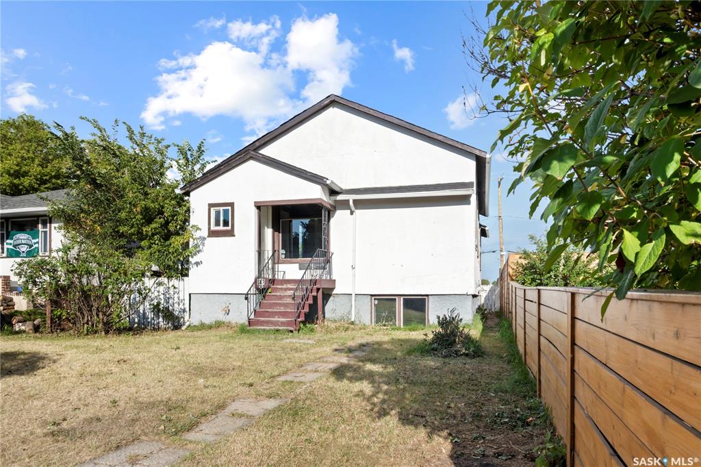 Third View of 1657 Garnet Street, Washington Park, Regina, Saskatchewan, S4T 2Z1
