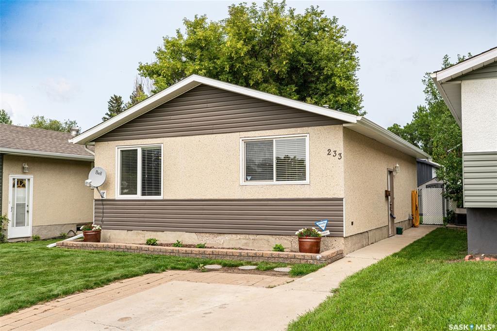 Second View of 233 Boychuk Drive, East College Park, Saskatoon, Saskatchewan, S7H 4C8