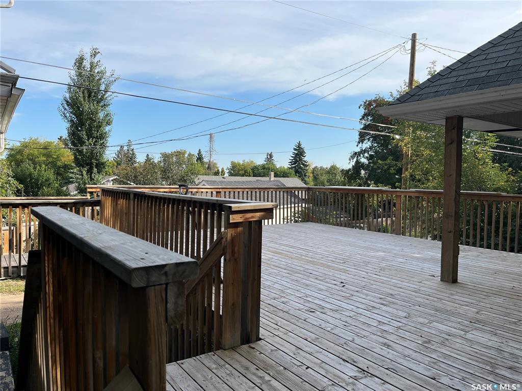Second View of 2010 1st Avenue E, East Hill, Prince Albert, Saskatchewan, S6V 2B7