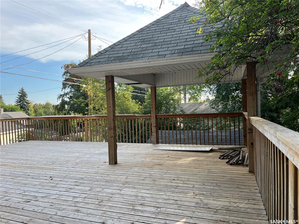 Third View of 2010 1st Avenue E, East Hill, Prince Albert, Saskatchewan, S6V 2B7