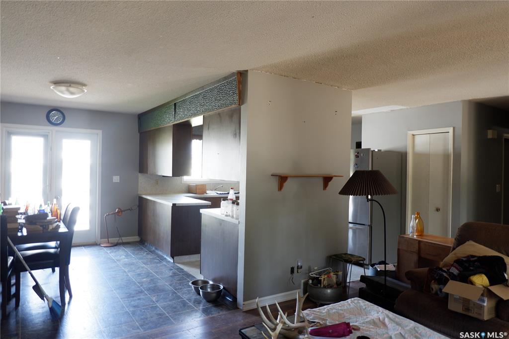 Third View of 512 4th Avenue W, Assiniboia, Saskatchewan, S0H 0B0