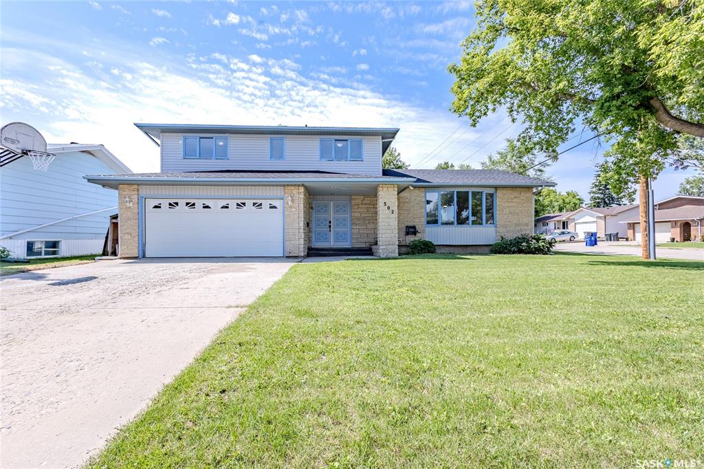 Second View of 302 4th Avenue, Langham, Saskatchewan, S0K 2L0