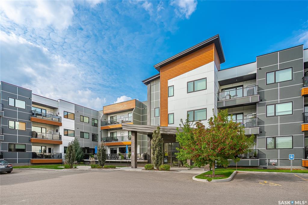 Second View of 105 Willis Crescent #305, Stonebridge, Saskatoon, Saskatchewan, S7T 0Z3