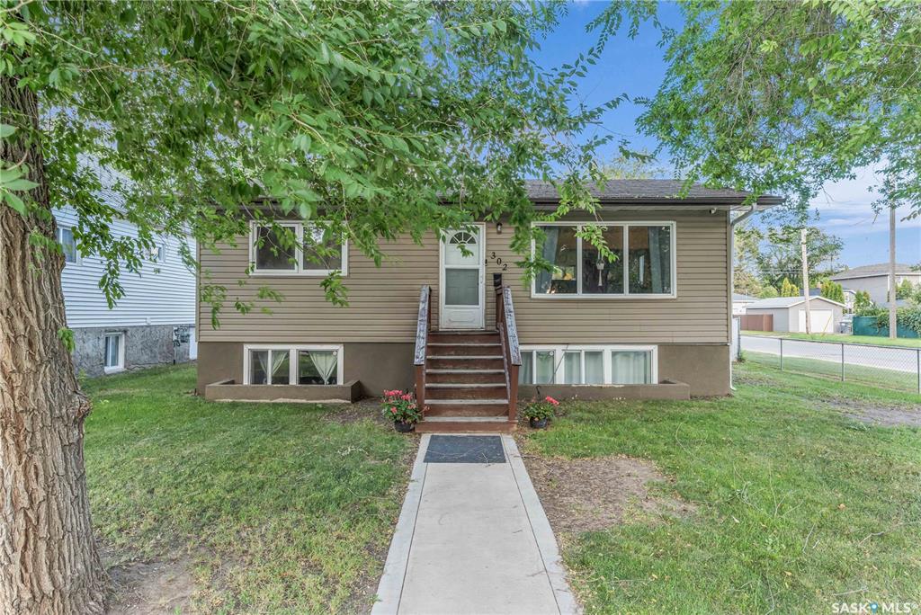 302 M Avenue N, SK017373, Saskatchewan,