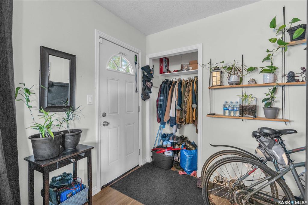 Third View of 302 M Avenue N, Westmount, Saskatoon, Saskatchewan, S7L 2S5