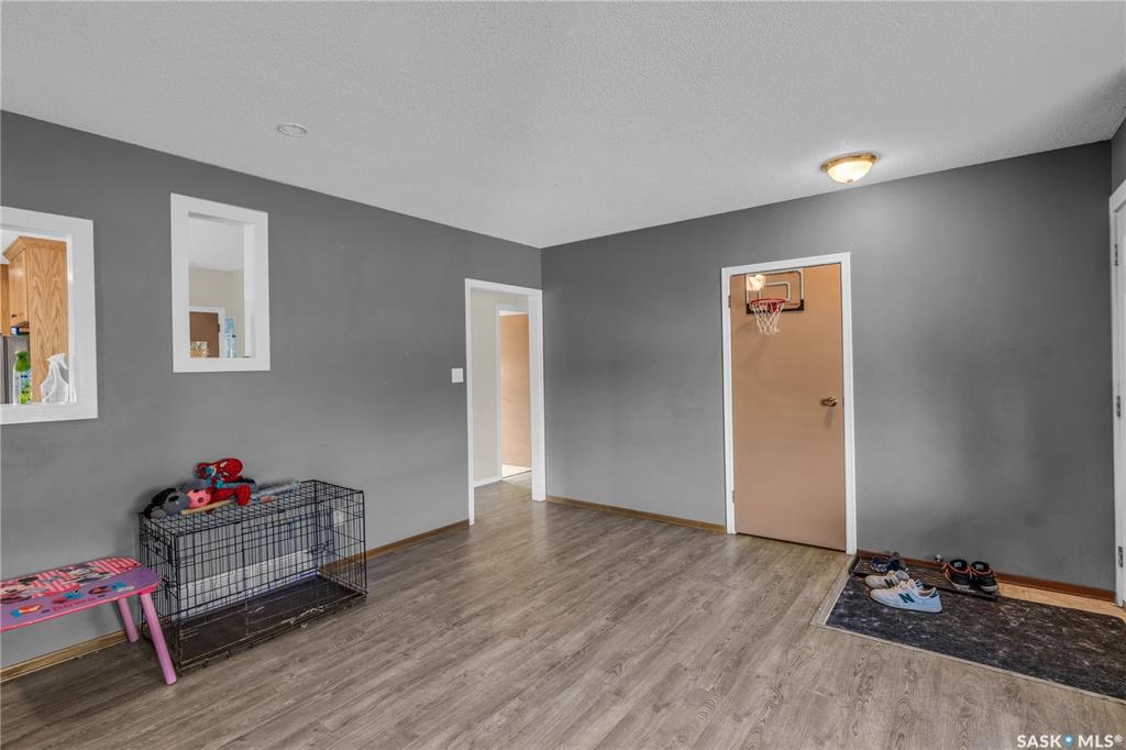 Fifth View of 1601 F Avenue N, Mayfair, Saskatoon, Saskatchewan, S7L 1Y1