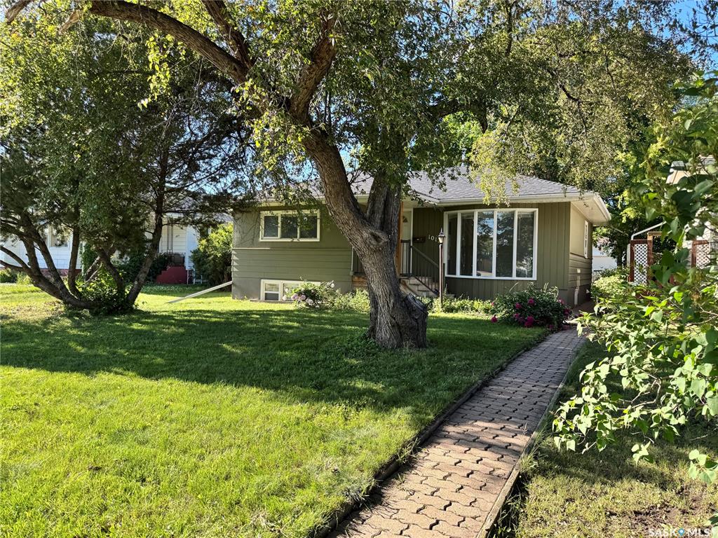 Third View of 1015 Taylor Street E, Haultain, Saskatoon, Saskatchewan, S7H 1W4