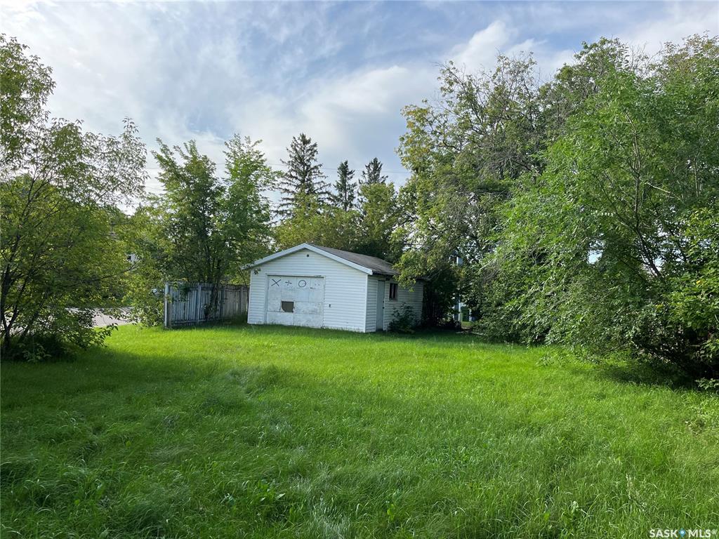 Second View of 805 14th Street W, West Flat, Prince Albert, Saskatchewan, S6V 3M3