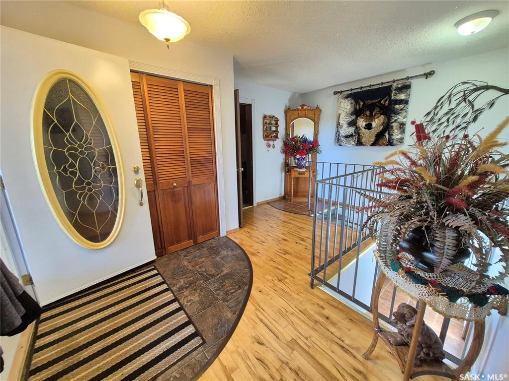 Third View of 713 Railway Avenue, Midale, Saskatchewan, S0C 1S0
