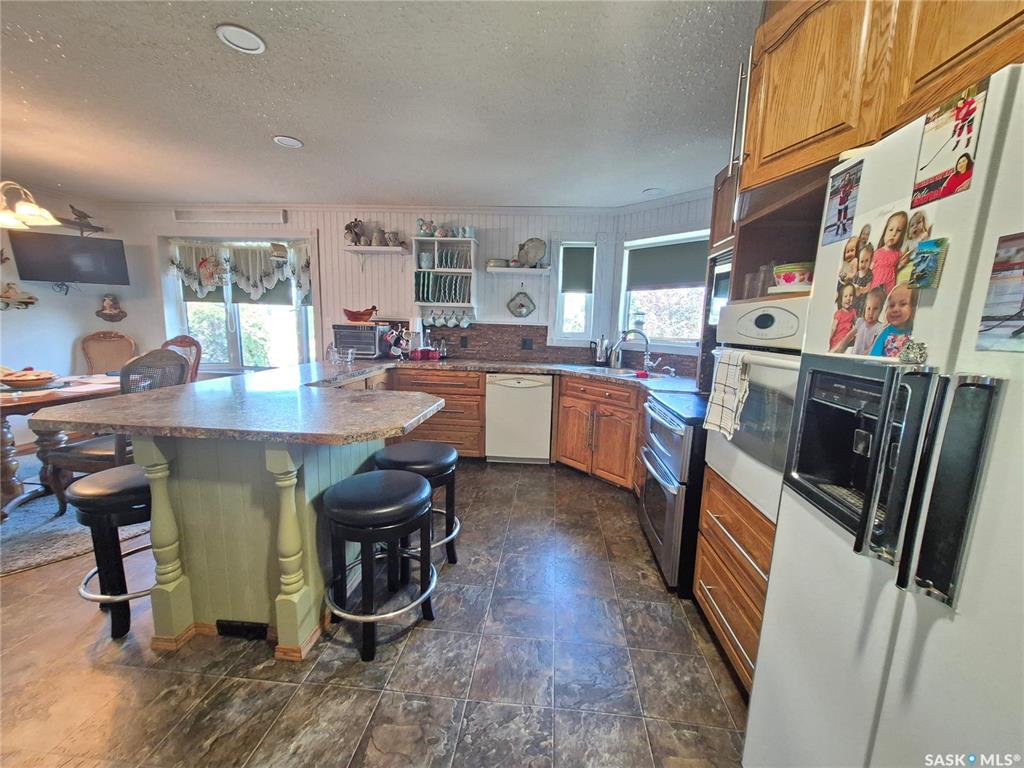 Fourth View of 713 Railway Avenue, Midale, Saskatchewan, S0C 1S0