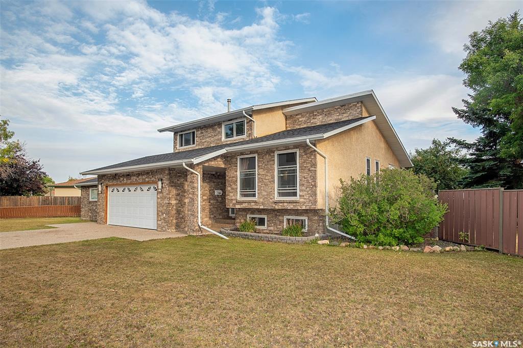 Third View of 246 Williston Drive, Normanview West, Regina, Saskatchewan, S4X 2N7