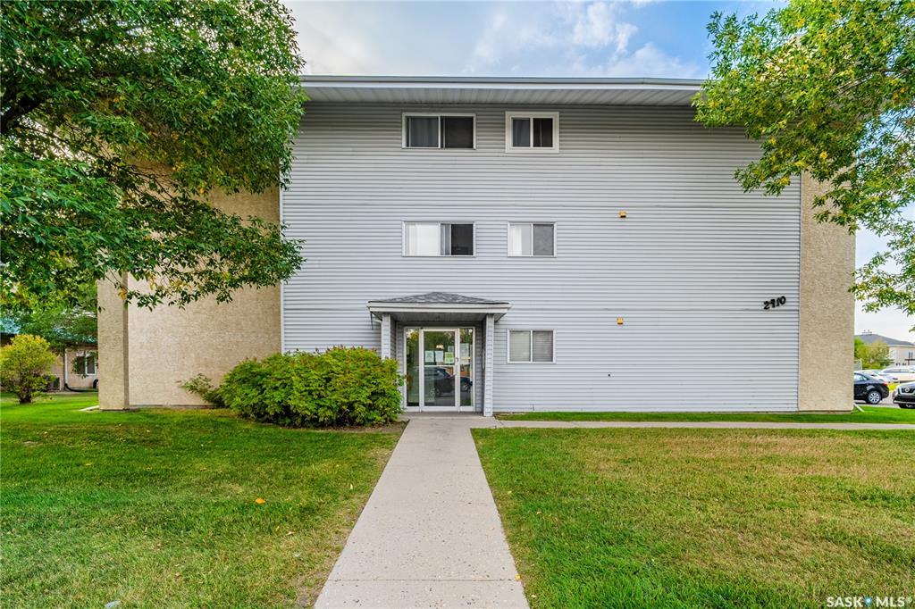 2410 Heseltine Road #418, SK017450, Saskatchewan,