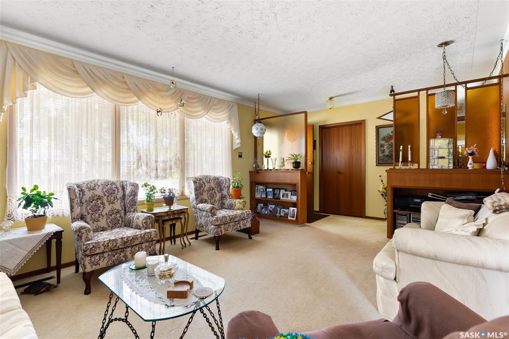 Fifth View of 243 Montreal Street N, Churchill Downs, Regina, Saskatchewan, S4R 2T1