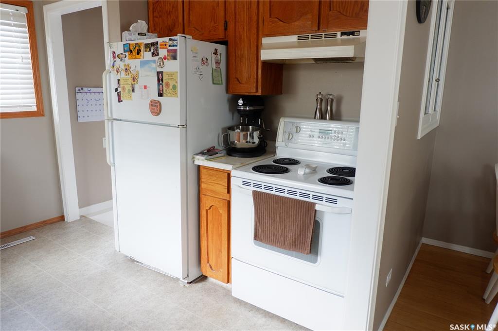 Third View of 509 4th Avenue E, Assiniboia, Saskatchewan, S0H 0B0