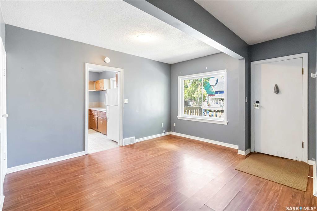 Fourth View of 228 F Avenue N, Caswell Hill, Saskatoon, Saskatchewan, S7L 1W1
