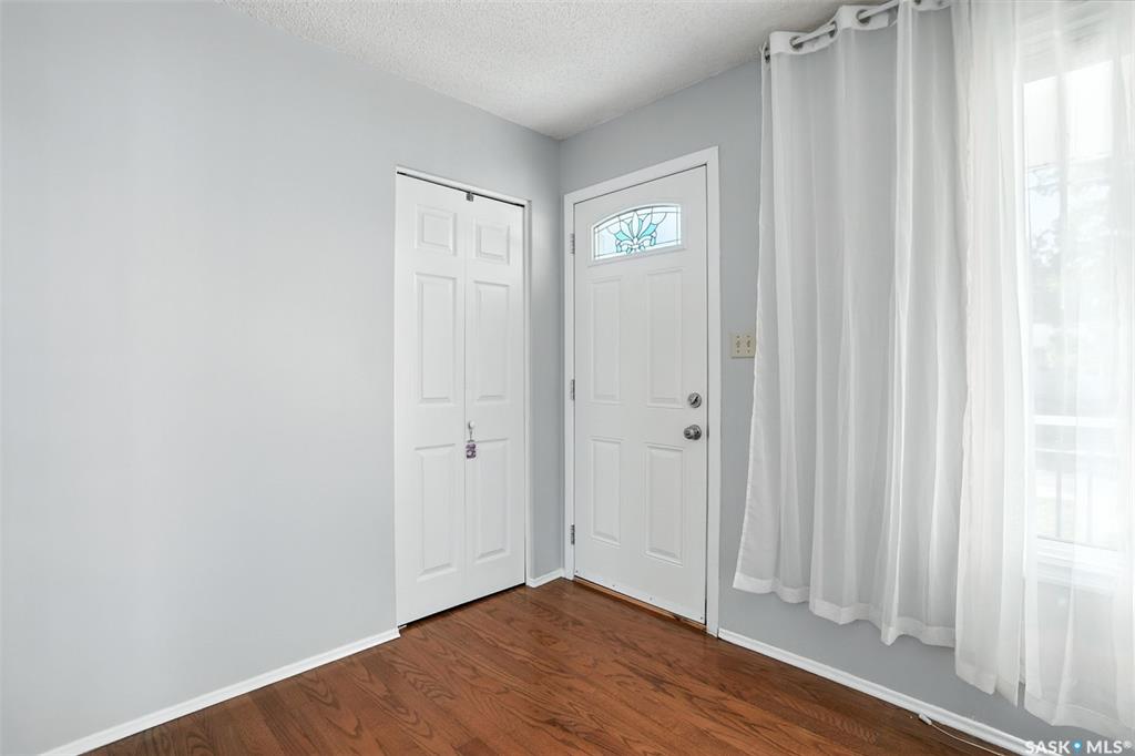 Second View of 446 Cockburn Crescent, Pacific Heights, Saskatoon, Saskatchewan, S7L 5S5