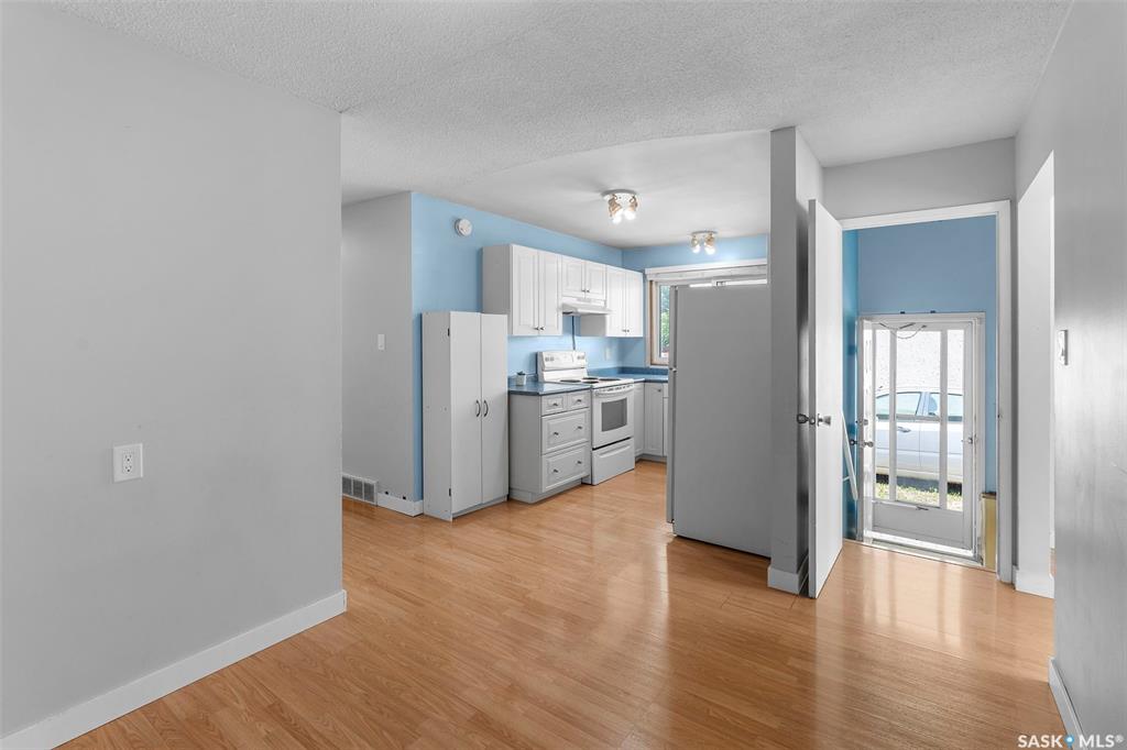Fifth View of 2914 33rd Street W, Westview Heights, Saskatoon, Saskatchewan, S7L 0X9