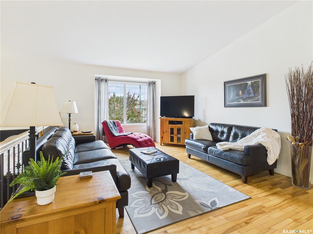 Fourth View of 615 Casey Road, South Hill, Prince Albert, Saskatchewan, S6V 8C9