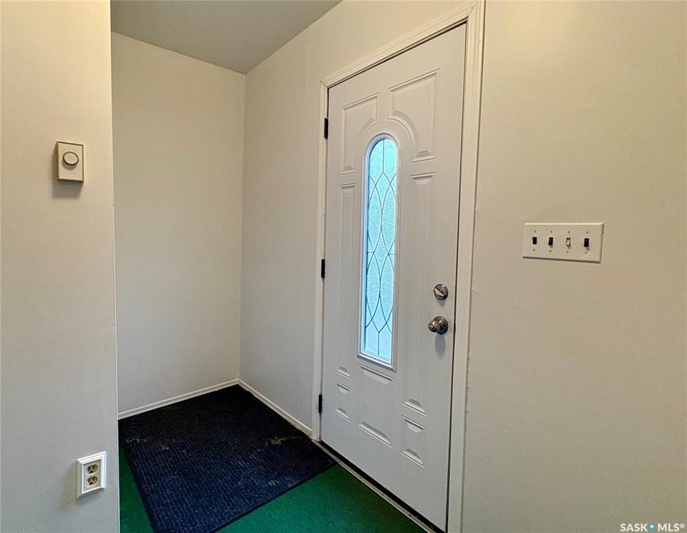 Third View of 954 Ominica Street W, Palliser, Moose Jaw, Saskatchewan, S6H 1Y7