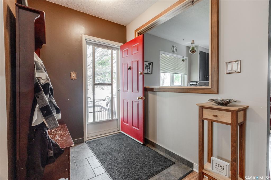 Fourth View of 1209 L Avenue S, Holiday Park, Saskatoon, Saskatchewan, S7M 2J9