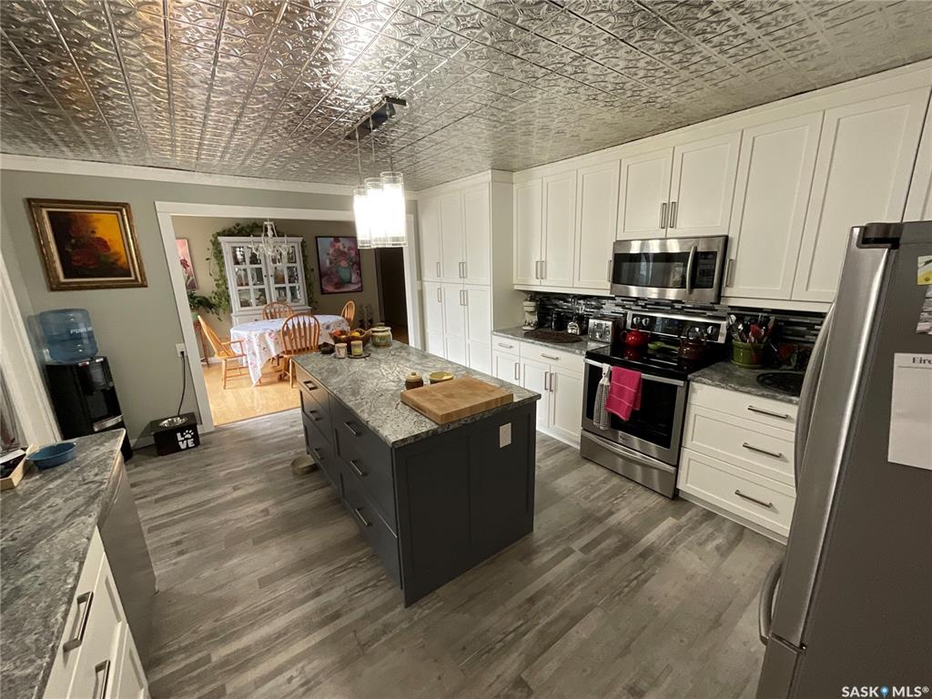Third View of 313 1st Street S, Wakaw, Saskatchewan, S0K 4P0