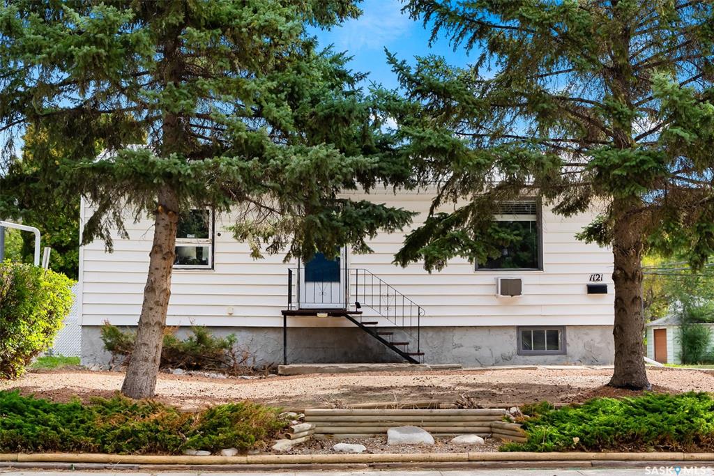 Third View of 1121 Horace Street, Rosemont, Regina, Saskatchewan, S4T 5L5