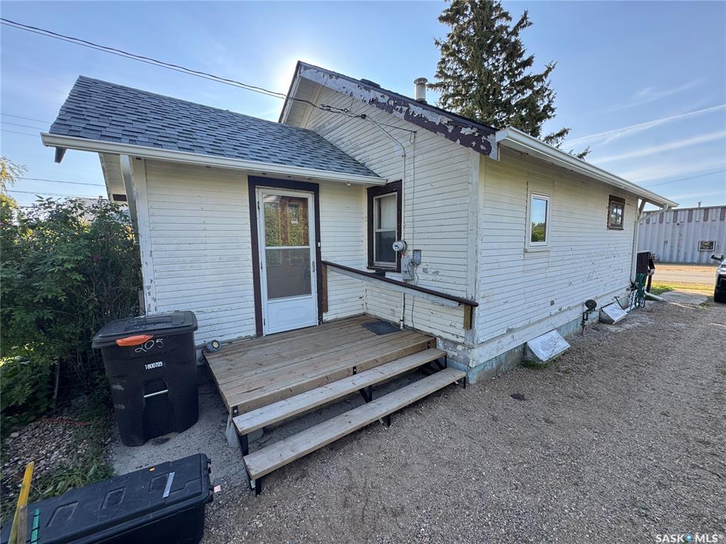 Second View of 205 2nd Street S, Naicam, Saskatchewan, S0K 2Z0