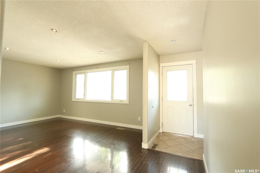Fifth View of 315 Cannon Street, Glencairn, Regina, Saskatchewan, S4N 4L4