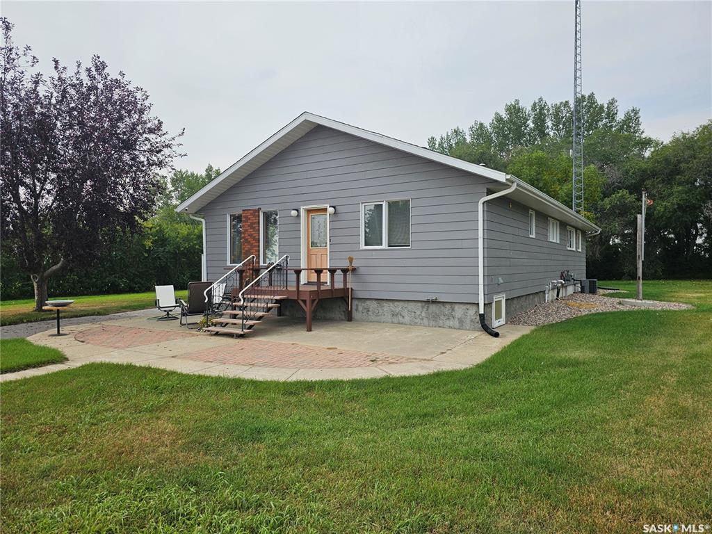 Fifth View of VL Schaab Farm, Round Valley Rm No. 410, Saskatchewan, S0K 4L0