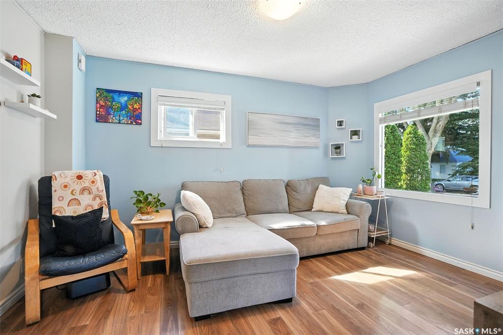 Fifth View of 210 Elm Street, Exhibition, Saskatoon, Saskatchewan, S7J 0G7