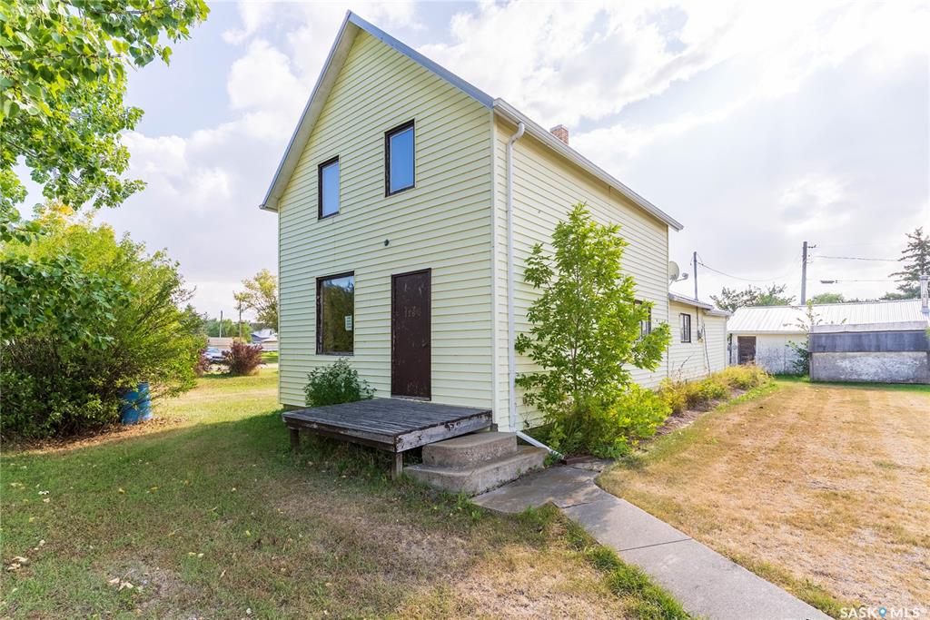 MLS® listing #SK017738 for sale located at 116 Rouleau Street