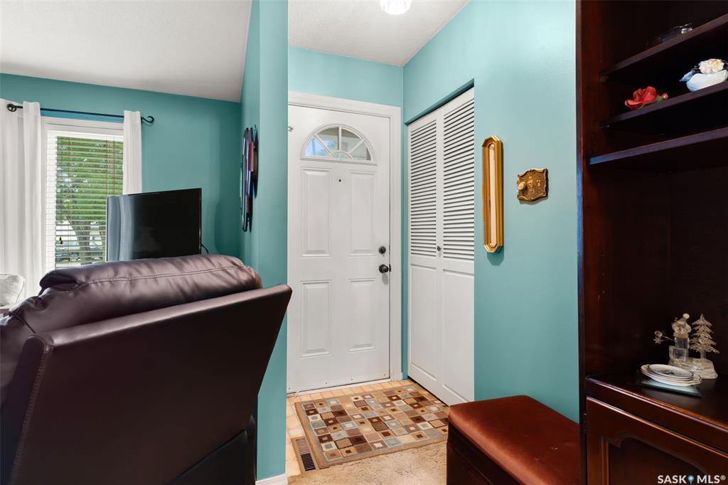 Second View of 14 Hammond Road, Coronation Park, Regina, Saskatchewan, S4R 3C6
